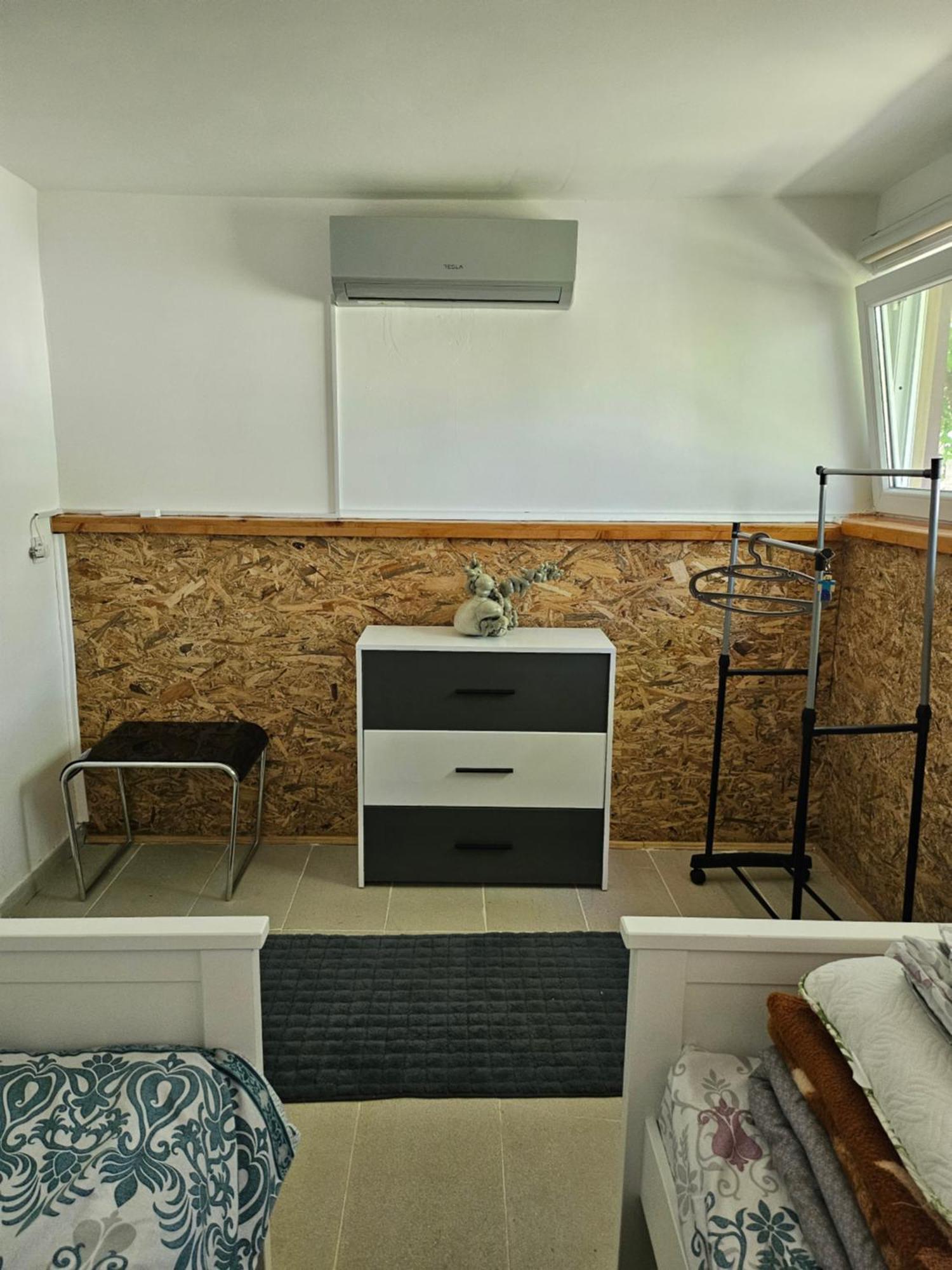 Calm Nest Apartment Niksic Luaran gambar